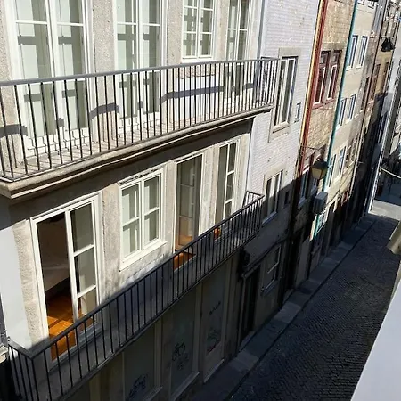 Apartment Sweet Clerigos Balcony View Porto
